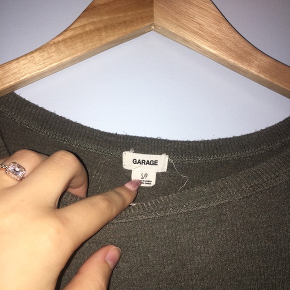 Dark camo coloured long sleeve - Picture 1 of 2